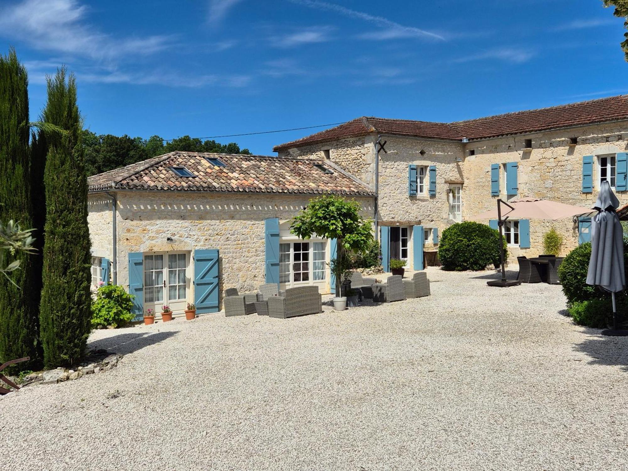 La Nouvelle Vie En Quercy Bed & Breakfast Montaigu-de-Quercy Exterior photo